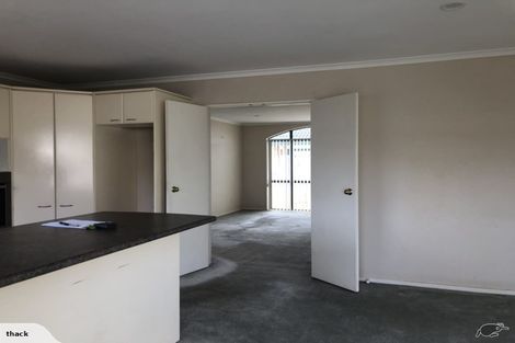 Photo of property in 3 Naul Place, East Tamaki Heights, Auckland, 2016