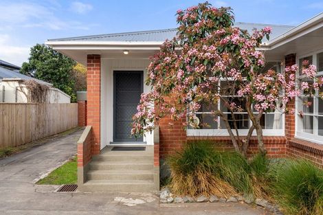 Photo of property in 169 Karori Road, Karori, Wellington, 6012