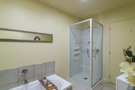 Photo of property in 3 Onslow Road, Khandallah, Wellington, 6035