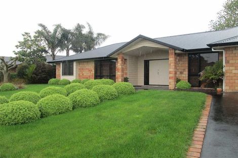 Photo of property in 16 San Clemento Way, Rototuna, Hamilton, 3210