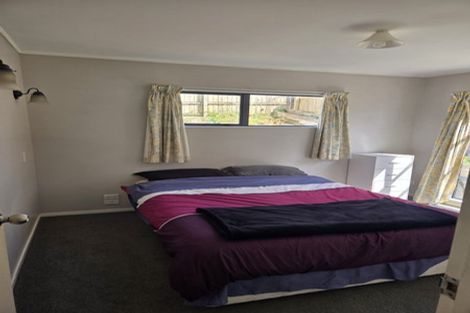 Photo of property in 64 Lavery Place, Sunnynook, Auckland, 0632