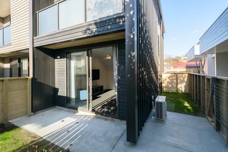 Photo of property in 74u6 Derwent Street, Island Bay, Wellington, 6023