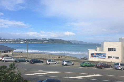 Photo of property in 102u6 Lyall Parade, Lyall Bay, Wellington, 6022