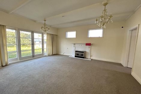 Photo of property in 17 Pempsey Street, Silverstream, Upper Hutt, 5019