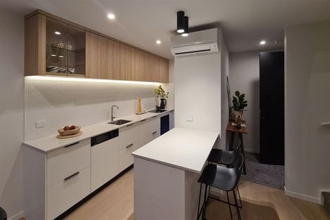 Photo of property in 23u2 Strowan Avenue, Fairfield, Hamilton, 3214