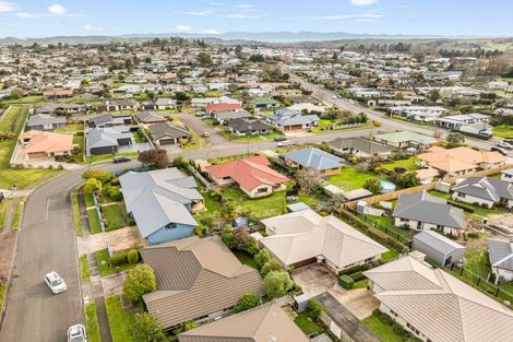 Photo of property in 7 Belgrove Drive, Waipukurau, 4200