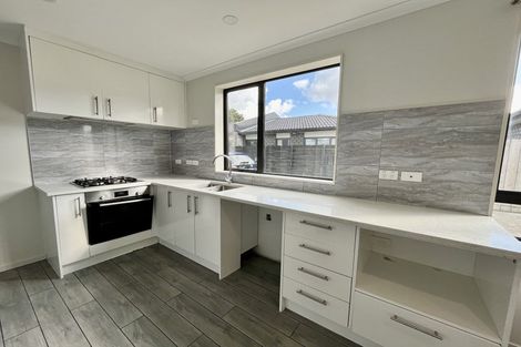 Photo of property in 6a Martin Road, Manurewa, Auckland, 2102