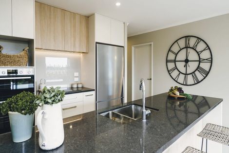 Photo of property in 9 Panui Avenue, Helensville, 0800