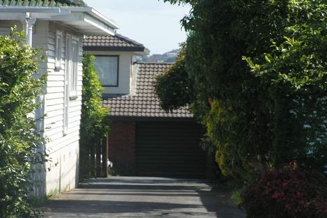 Photo of property in 1/124 Forrest Hill Road, Forrest Hill, Auckland, 0620