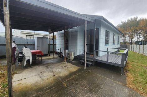 Photo of property in 12 Redwood Drive, Waipukurau, 4200