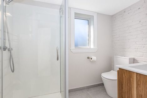 Photo of property in 13 Thane Road, Roseneath, Wellington, 6011