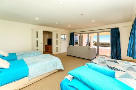 Photo of property in 23 Motukari Place, Onaero, Waitara, 4383