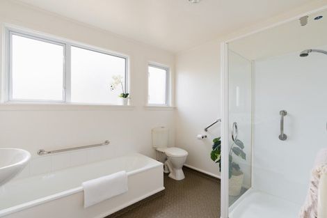 Photo of property in 16 Farquharson Street, Opoho, Dunedin, 9010