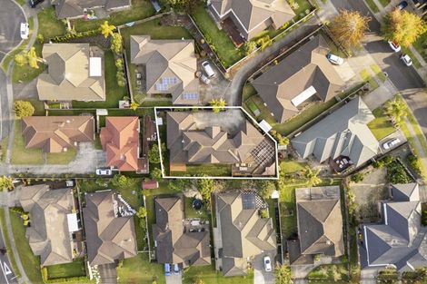 Photo of property in 41 Sapperton Drive, Henderson, Auckland, 0612