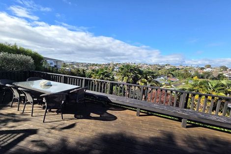 Photo of property in 70 Hinewa Road, Otumoetai, Tauranga, 3110