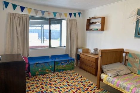 Photo of property in 35 Donegal Crescent, Tamatea, Napier, 4112