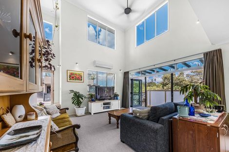 Photo of property in 7f Clearwater Cove, West Harbour, Auckland, 0618