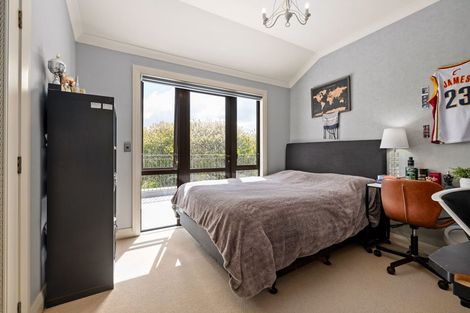 Photo of property in 35 The Esplanade, Huntington, Hamilton, 3210