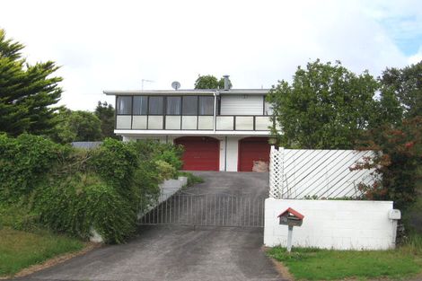 Photo of property in 67 Colwill Road, Massey, Auckland, 0614