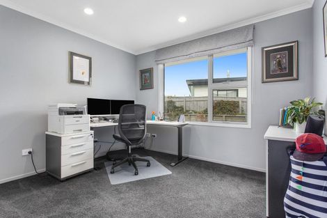 Photo of property in 12 Acacia Avenue, Coastlands, Whakatane, 3120