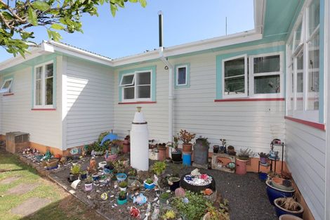 Photo of property in 561 Makirikiri Road, Marton, 4789