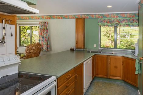 Photo of property in 536 Kaipara Road, Papakura, 2582