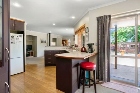 Photo of property in 37 Oaklands Drive, Cambridge, 3434