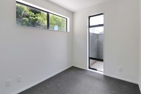 Photo of property in 63u2 Tiketike Way, Brooklyn, Wellington, 6021