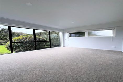 Photo of property in 8 Terrylyn Drive, Hillcrest, Auckland, 0627