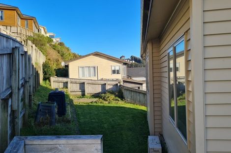 Photo of property in 7 Cresswell Place, Johnsonville, Wellington, 6037