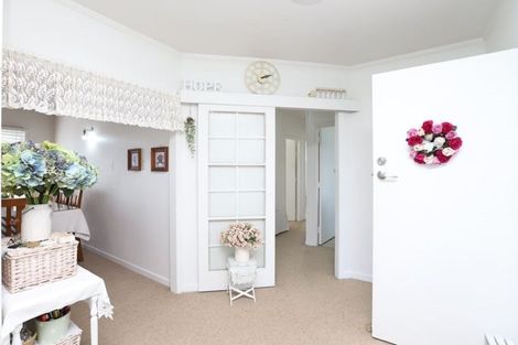 Photo of property in 5a Hillcrest Road, Hillcrest, Hamilton, 3216