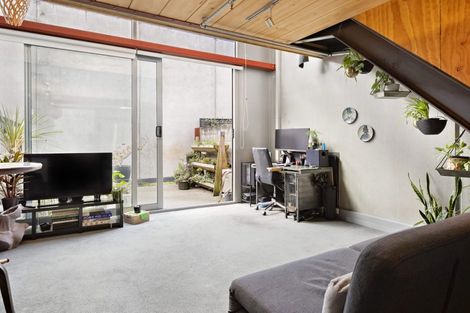 Photo of property in Tattoo Apartments, 13/42u Abel Smith Street, Te Aro, Wellington, 6011