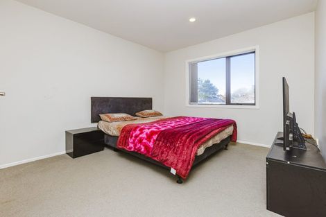 Photo of property in 54d Cambridge Terrace, Papatoetoe, Auckland, 2025