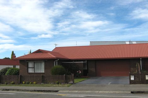 Photo of property in 146 Racecourse Road, Sockburn, Christchurch, 8042