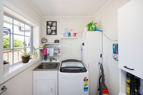 Photo of property in 33 Victoria Street, Foxton, 4814