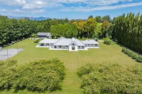 Photo of property in 71 Hussey Road, Northwood, Christchurch, 8051