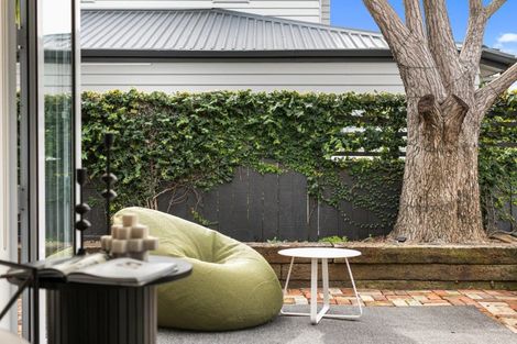 Photo of property in 21a Campbell Road, Mount Maunganui, 3116