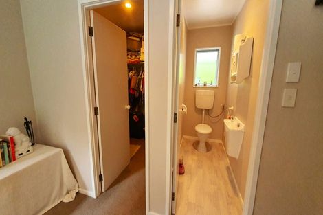 Photo of property in 12 Beach Street, Sandspit, Warkworth, 0982