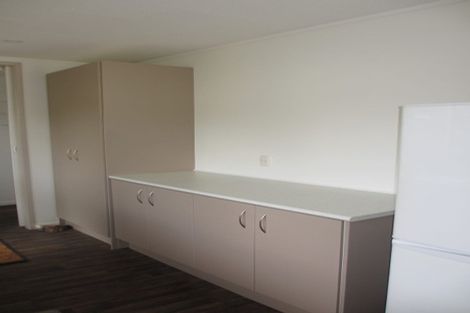 Photo of property in 39 Awaroa Road, Helensville, 0800