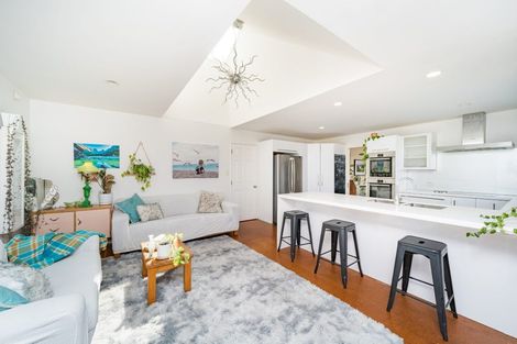 Photo of property in 49 Schnell Drive, Kelvin Grove, Palmerston North, 4414