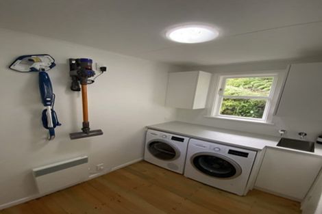 Photo of property in 36 Huntingdon Street, Northland, Wellington, 6012