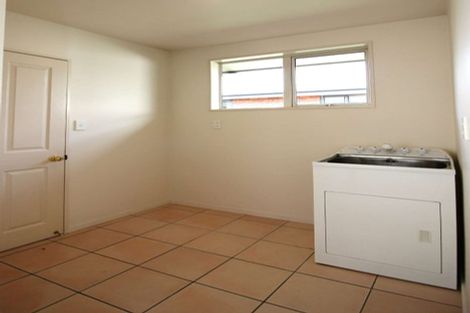 Photo of property in 17 Durrell Way, Rolleston, 7614