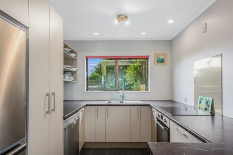 Photo of property in 10 Staysail Place, Whitby, Porirua, 5024