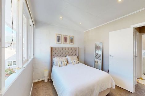 Photo of property in 2/6-8 Keys Street, Elderslea, Upper Hutt, 5018