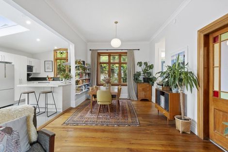 Photo of property in 8 Veronica Street, Brooklyn, Wellington, 6021