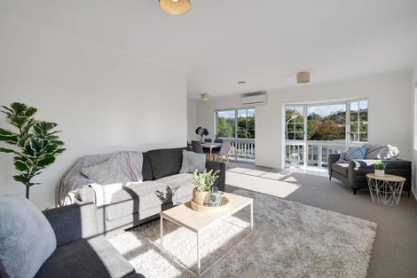 Photo of property in 51 Cumberland Street, Merrilands, New Plymouth, 4312