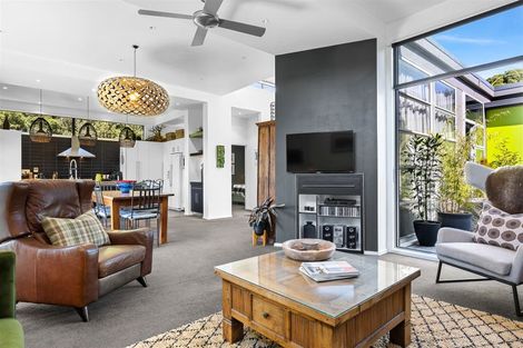 Photo of property in 5 Whareora Terrace, Cashmere, Christchurch, 8022