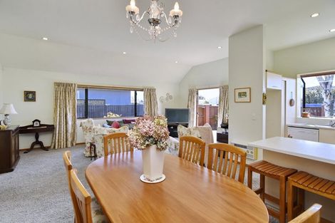 Photo of property in 1/164 Main Road, Redcliffs, Christchurch, 8081