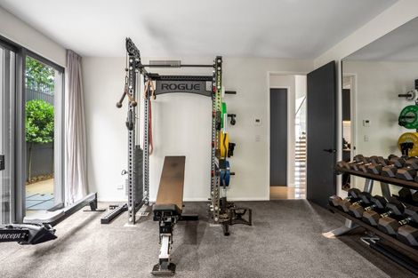 Photo of property in 14 Shalimar Crescent, Khandallah, Wellington, 6035