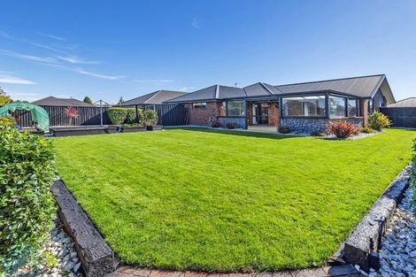 Photo of property in 25 Navy Loop, Rolleston, 7614